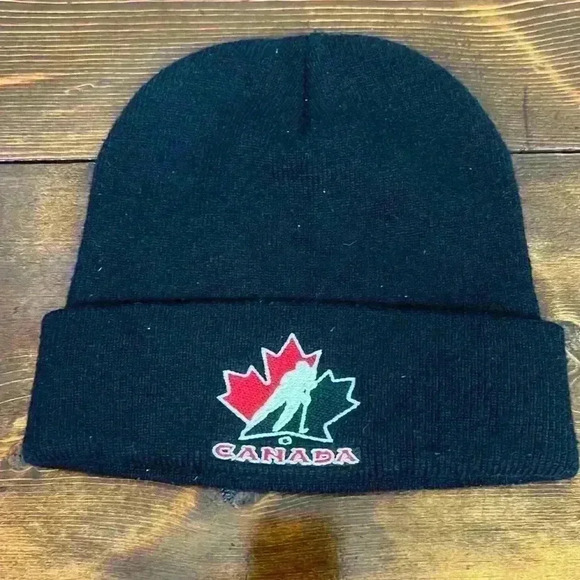 Puma Other - Canada Hockey Puma Beanie